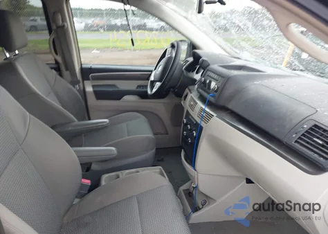 2012 Volkswagen Routan S from USA, damaged, VIN 2C4RVAAG8CR353834